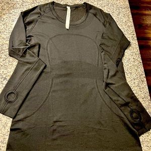 Lululemon Swiftly Tech shirt